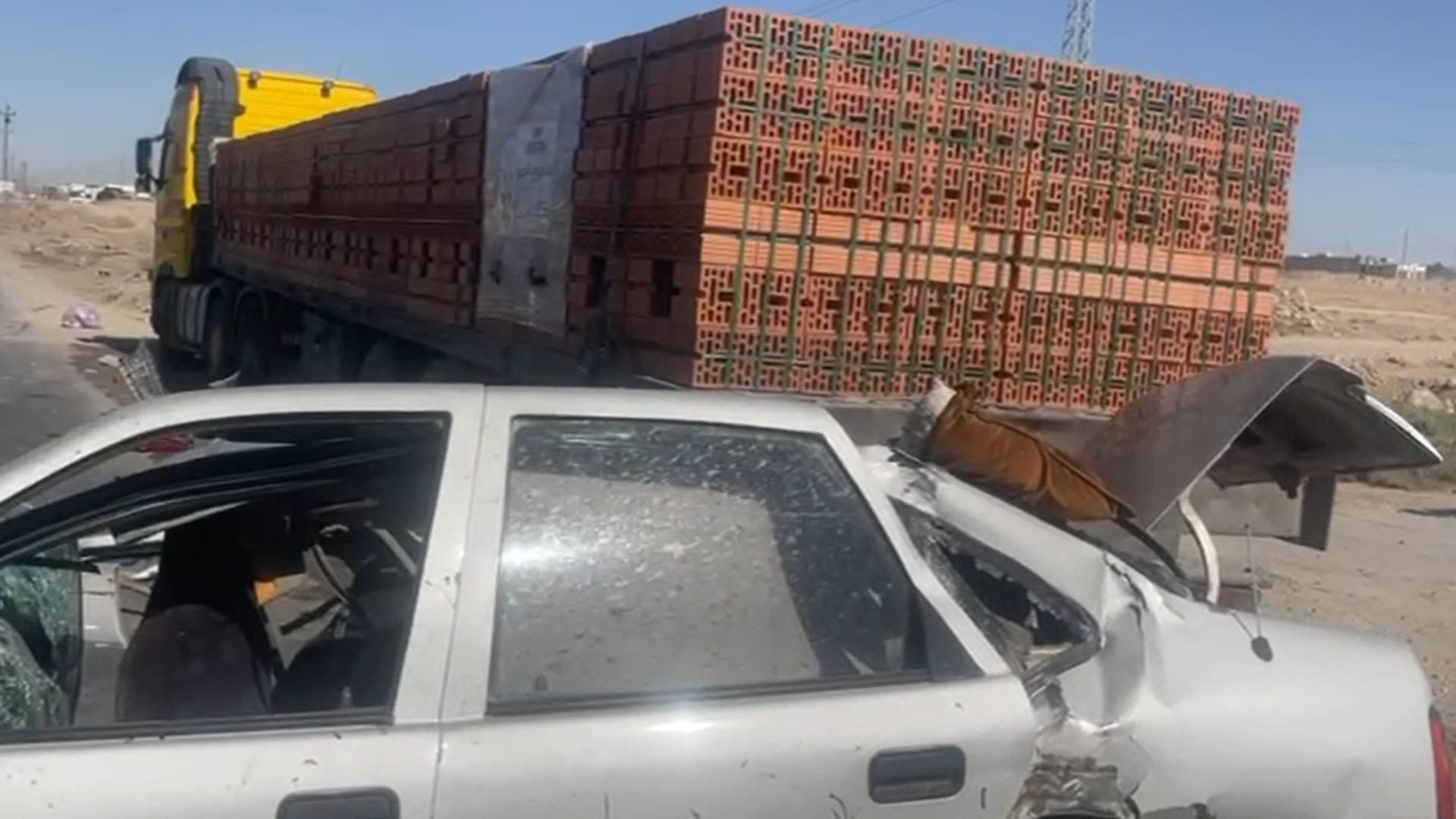 ڕووداوێکی هاتووچۆ لە کەرکووک گیانلەدەستدانی پێنج کەسی لێکەوتەوە