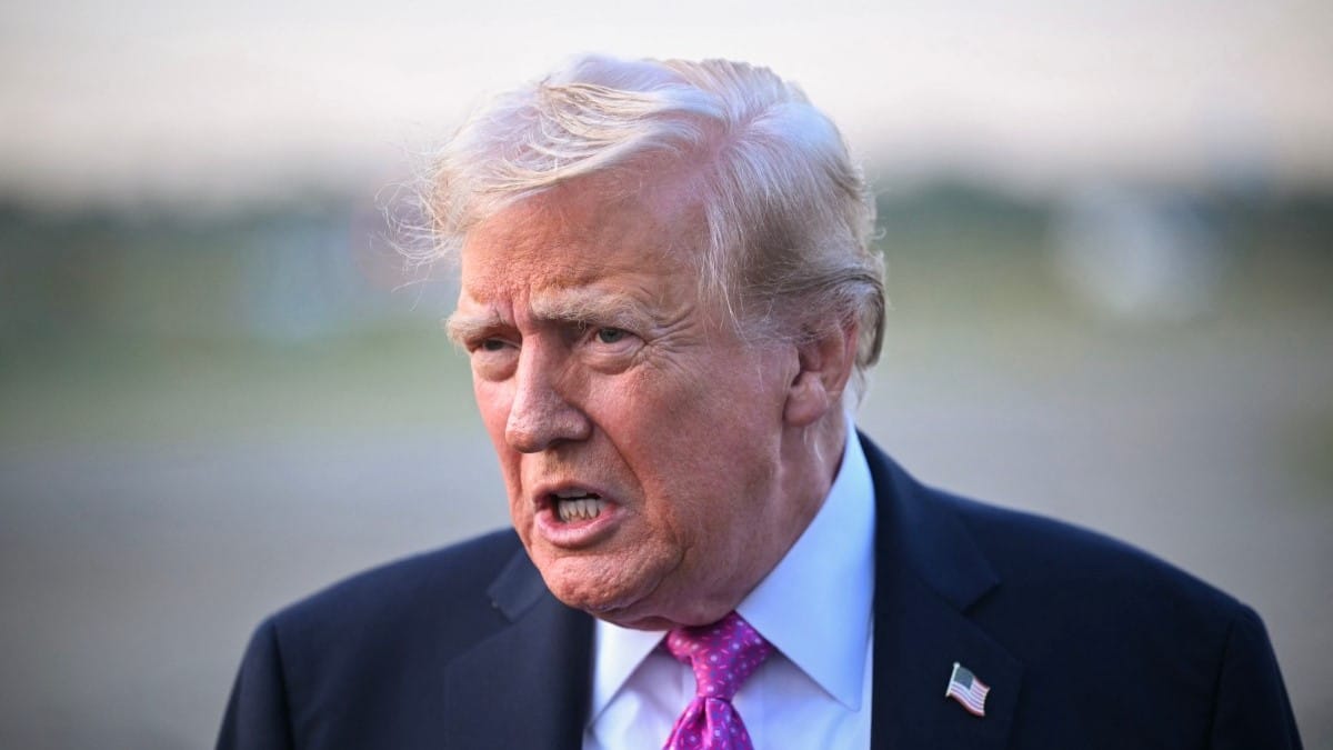 ترەمپ:  پووتین و زێلیسنکی نایانەوێت قسە لەگەڵ یەک بکەن