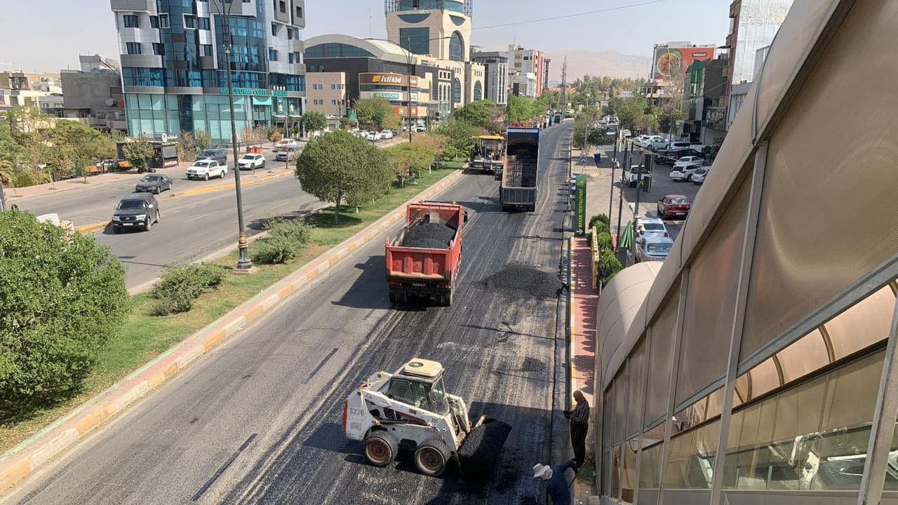 كارەكانی قیرتاوكردن و كۆنكرێتكردنی شەقامی بازنەیی مەلیك مەحموود چڕتر دەكرێتەوە