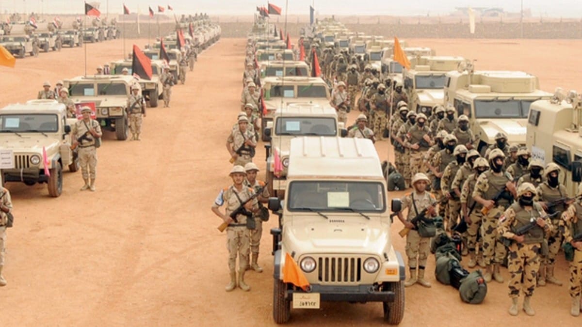 نەتانیاهۆ داوا دەکات میسر ژمارەی سەربازەکانی لە سینا کەمبکاتەوە