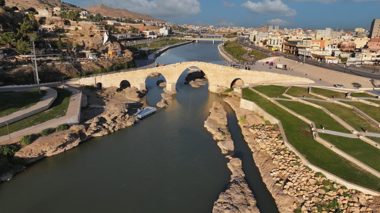 ڕێژەی شەقامە قیرتاونەکراوەکانی زاخۆ 65% کەمبووەتەوە بۆ 15%