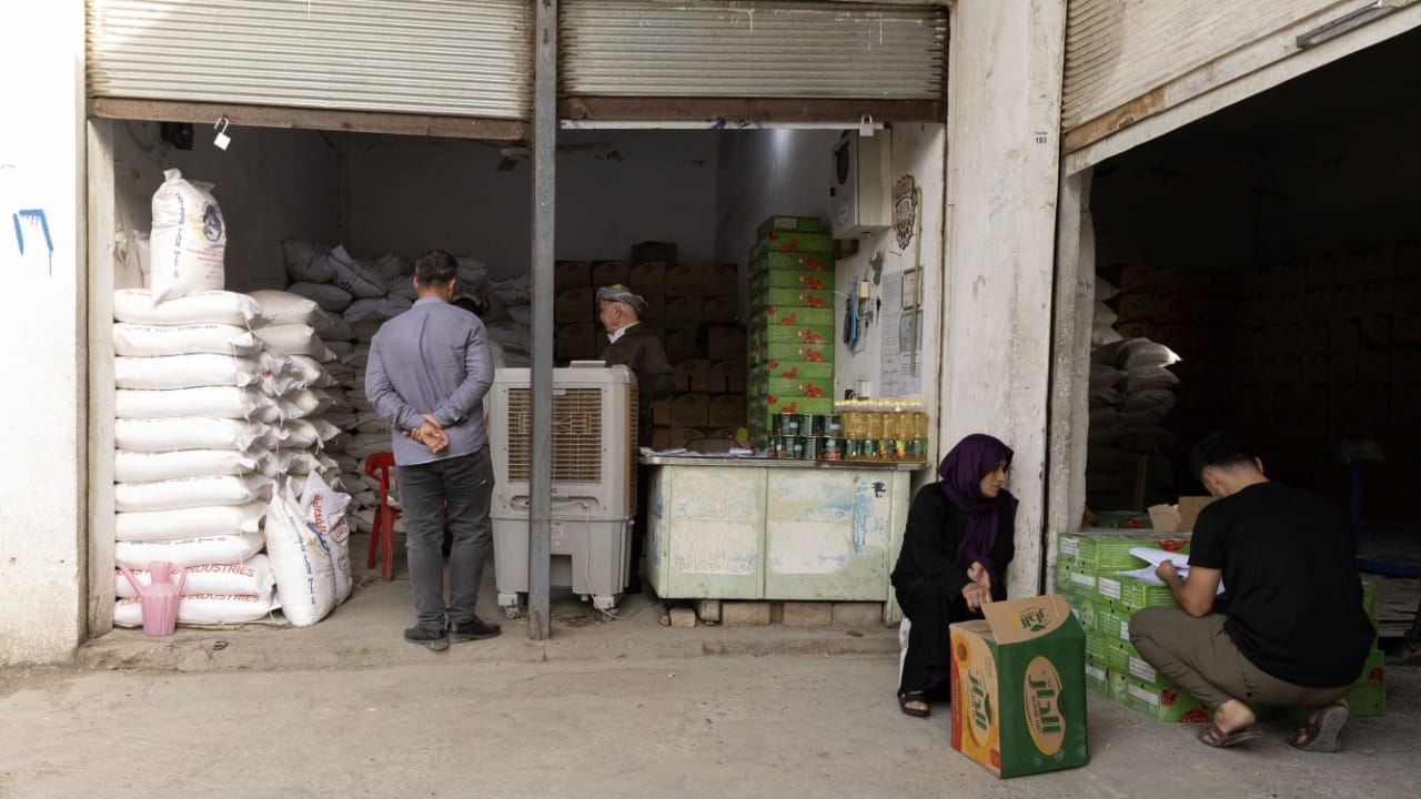 بەشەخۆراکی ئەوانە ڕادەگیرێت کە مووچەکانیان لە ملیۆن و 500 هەزار  دینار زیاترە؟