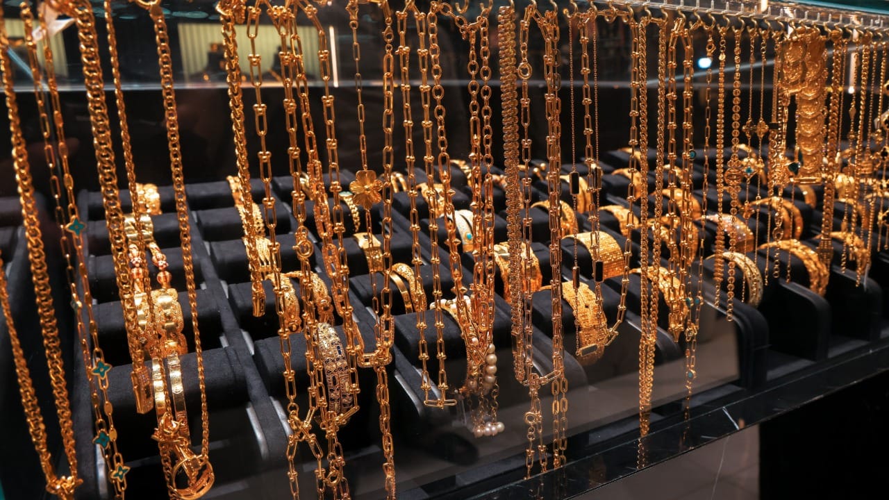 نرخی زێڕ 29 دۆلار بەرز دەبێتەوە