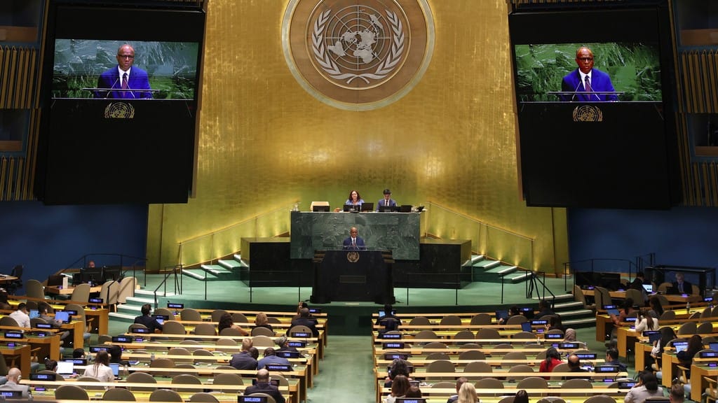 ئەنجوومەنی ئاسایشی نەتەوەیەکگرتووەکان دواخستنی سەپاندنەوەی سزاکانی سەر ئێرانی پەسەند نەکرد