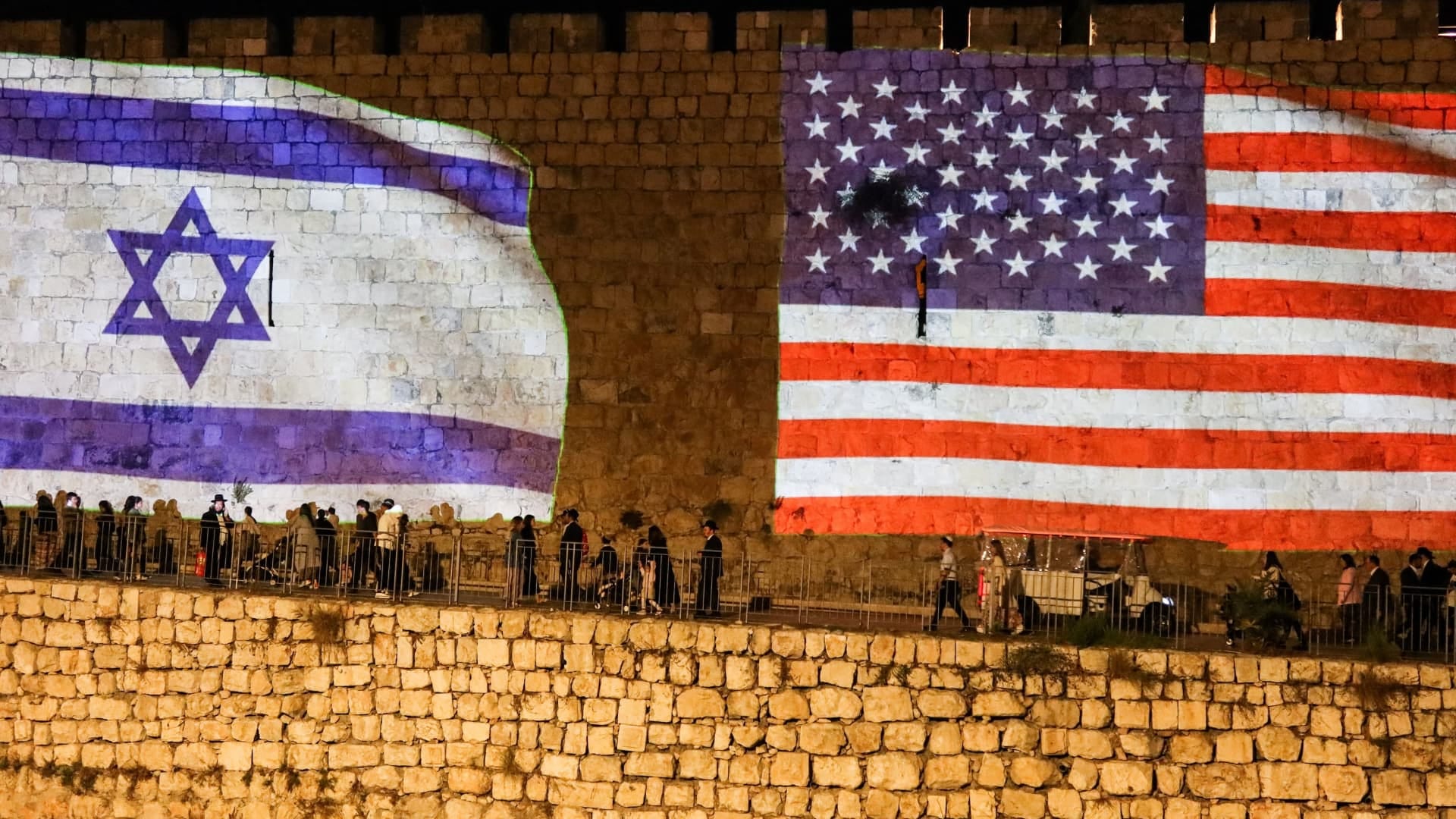 ئەمریکا هێز ڕەوانەی ئیسرائیل دەکات