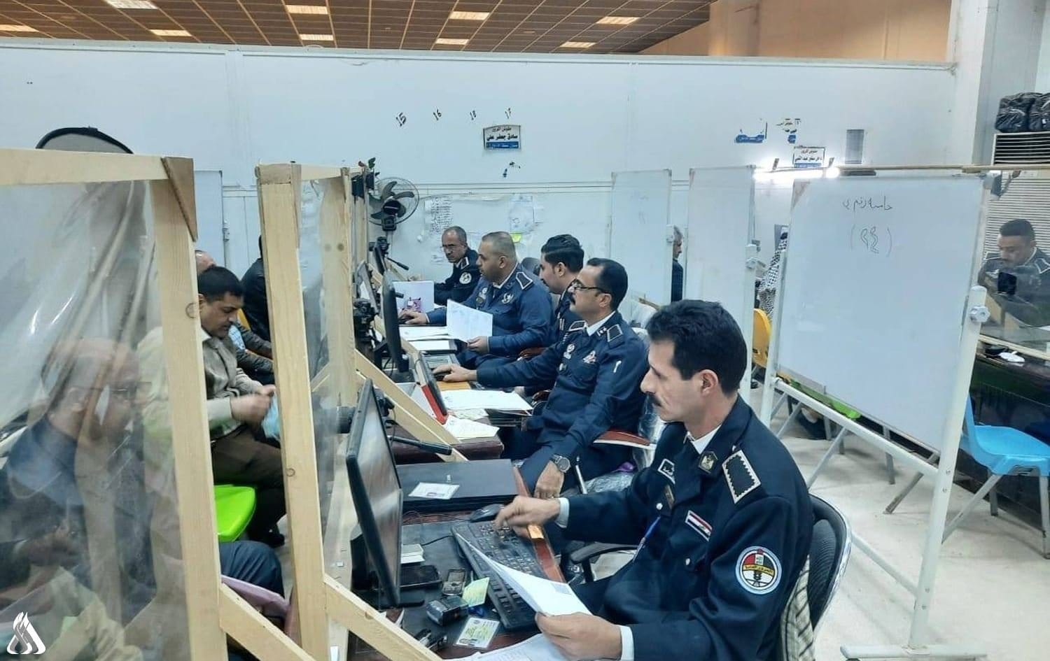 هاتووچۆی عێراق: بەم زووانە مۆڵەتی شۆفێری و تۆمارکردنی ئۆتۆمبێل لە ڕێگەی مۆبایلەوە دەردەکرێت