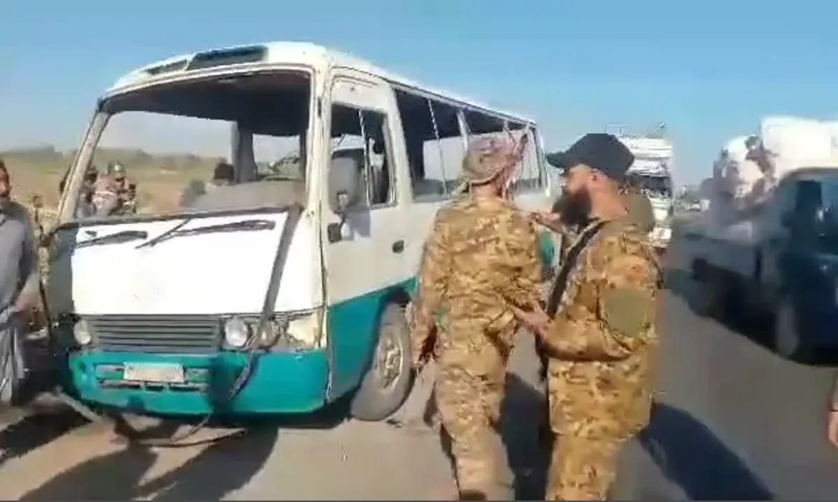 لە دێرەزوور کاروانێکی ‌هێزەکانی سووریا بە ئامانج گیران؛ کوژراو و بریندار هەیە