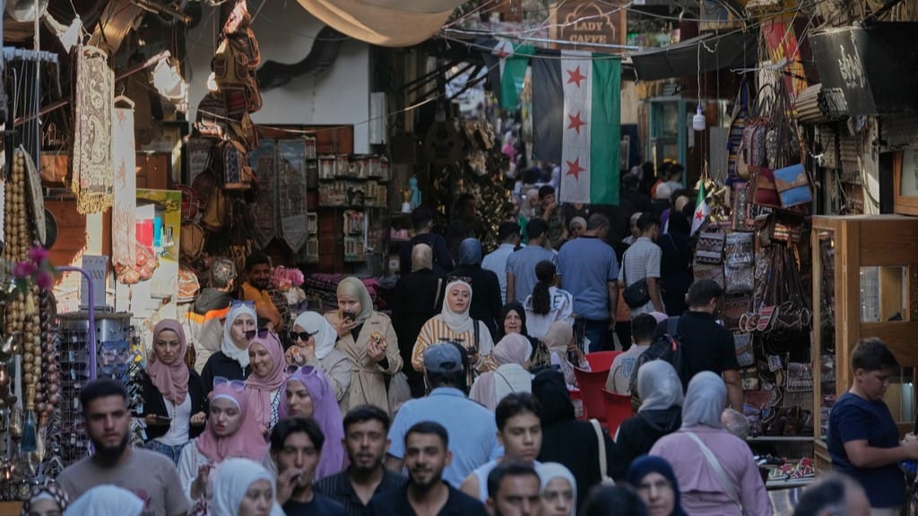 ئەمریکا یاسای قەیسەر لەسەر سووریا هەڵدەوەشێنێتەوە