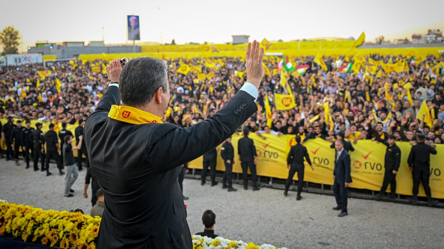 مەسرور بارزانی بەڵێنی نۆژەنکردنەوەی یاریگای شەقڵاوە دەدات