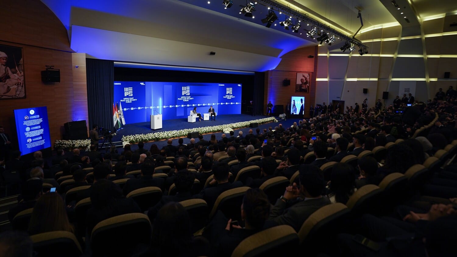 ئەکادیمیای دیپلۆماسیی ئیمارات و کۆڕبەندی مێپس  یاداشتێکی لێکگەیشتن واژۆ دەکەن