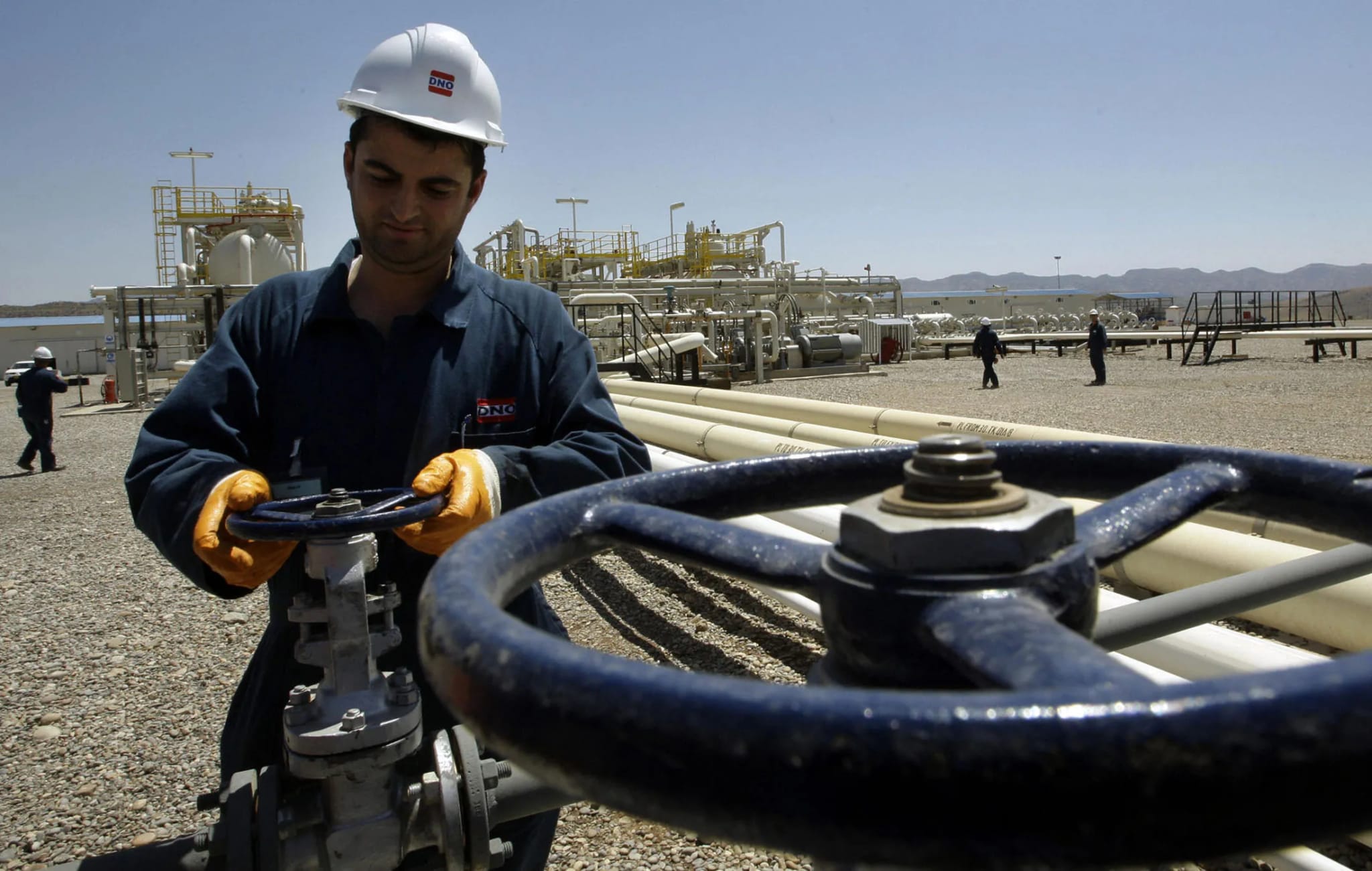 بۆ خۆپاراستن لە سزاکانی ئەمریکا ڕۆسنەفت پشکەکانی لە بۆریی نەوتی هەرێمی کوردستان کەم دەکاتەوە