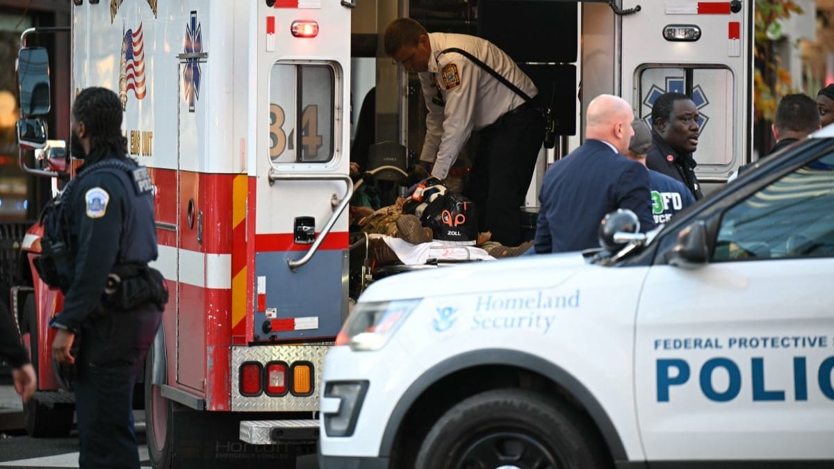 لە نزیک کۆشکی سپی تەقە لە ژمارەیەک سەربازی ئەمریکا دەکرێت و کوژراو و بریندار هەیە