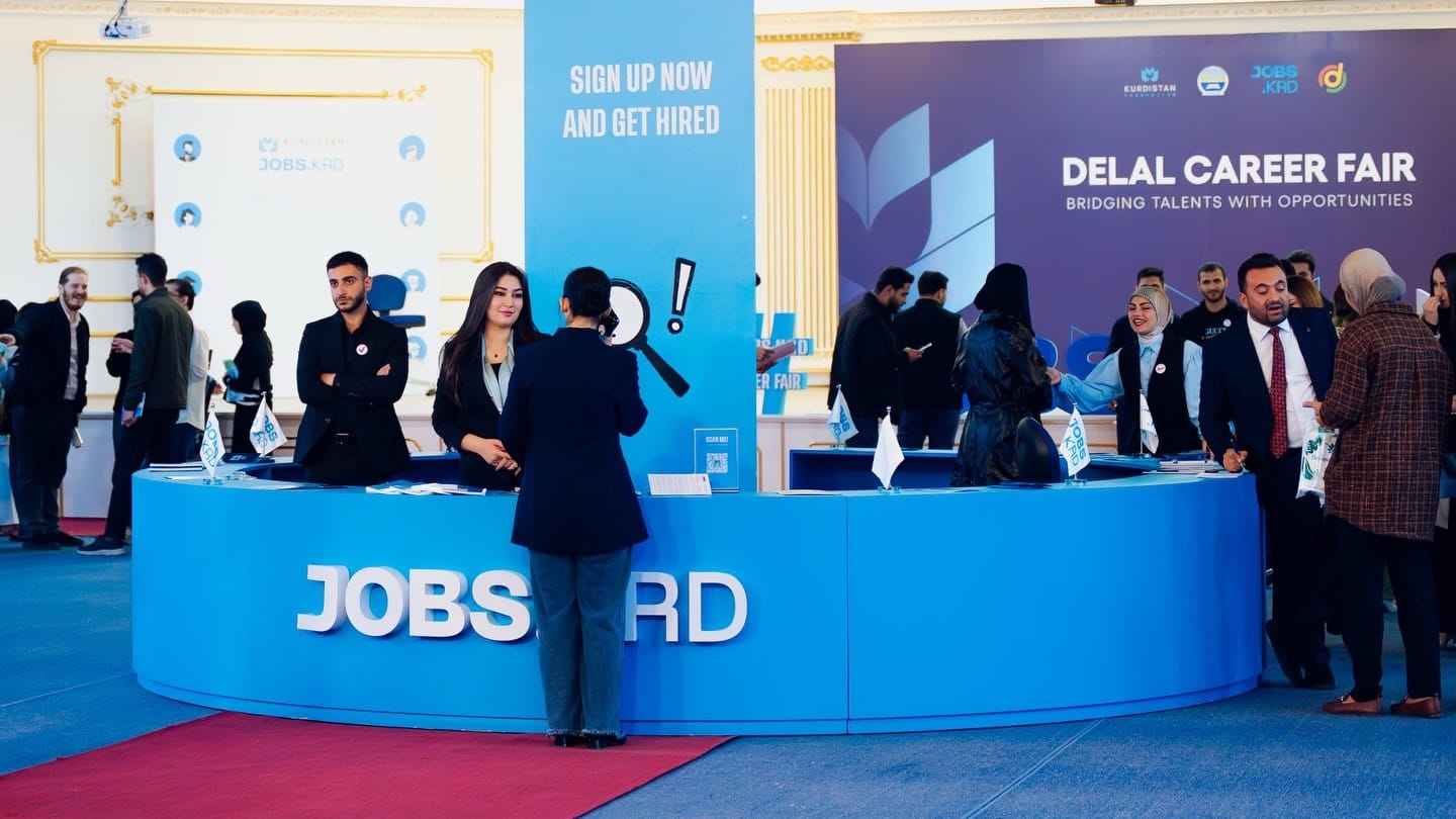 لە پێشانگاکەی زاخۆ زیاتر لە 100 گەنج كاریان دەسكەوت