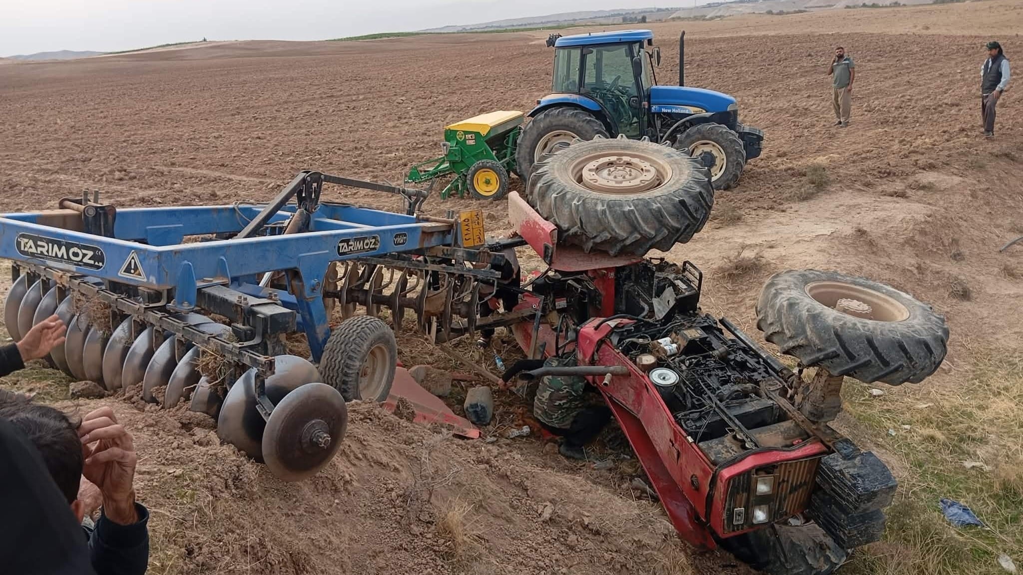 مێرمنداڵێک تراكتۆرێكی وەرگەڕاند و گیانی لەدەستدا