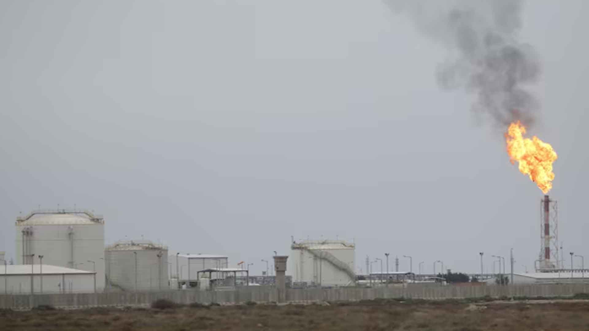 بەرهەمهێنانی نەوت لە گەورەترین کێڵگەی عێراق ڕاگیرا