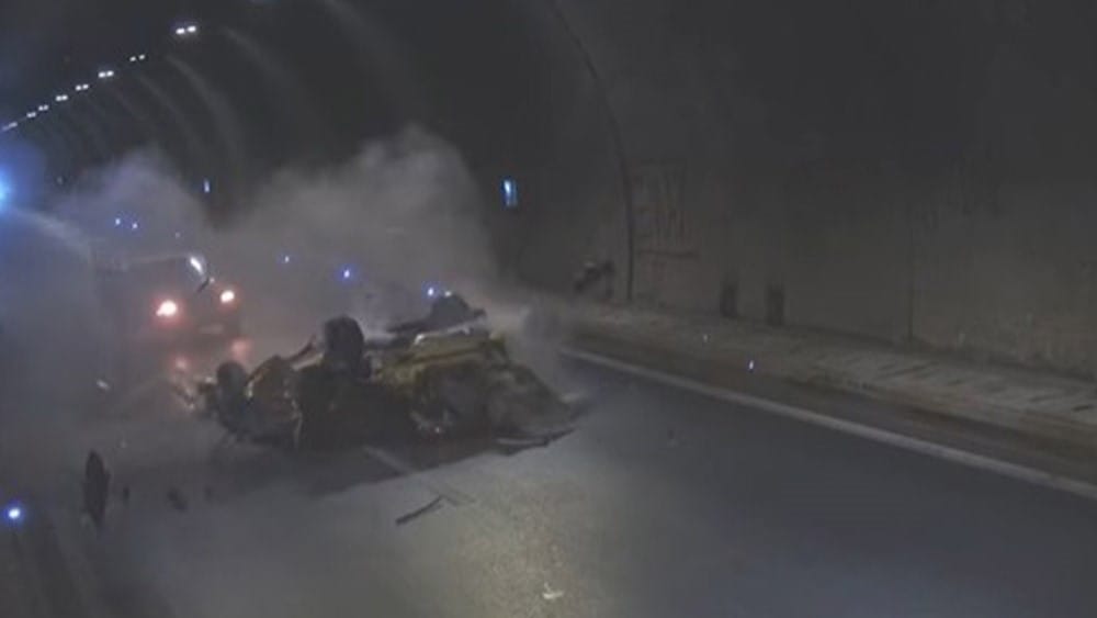 ڕوونکردنەوە لەسەر ئۆتۆمبێلە سووتاوەکەی تونێلی پیرمام دەدرێت