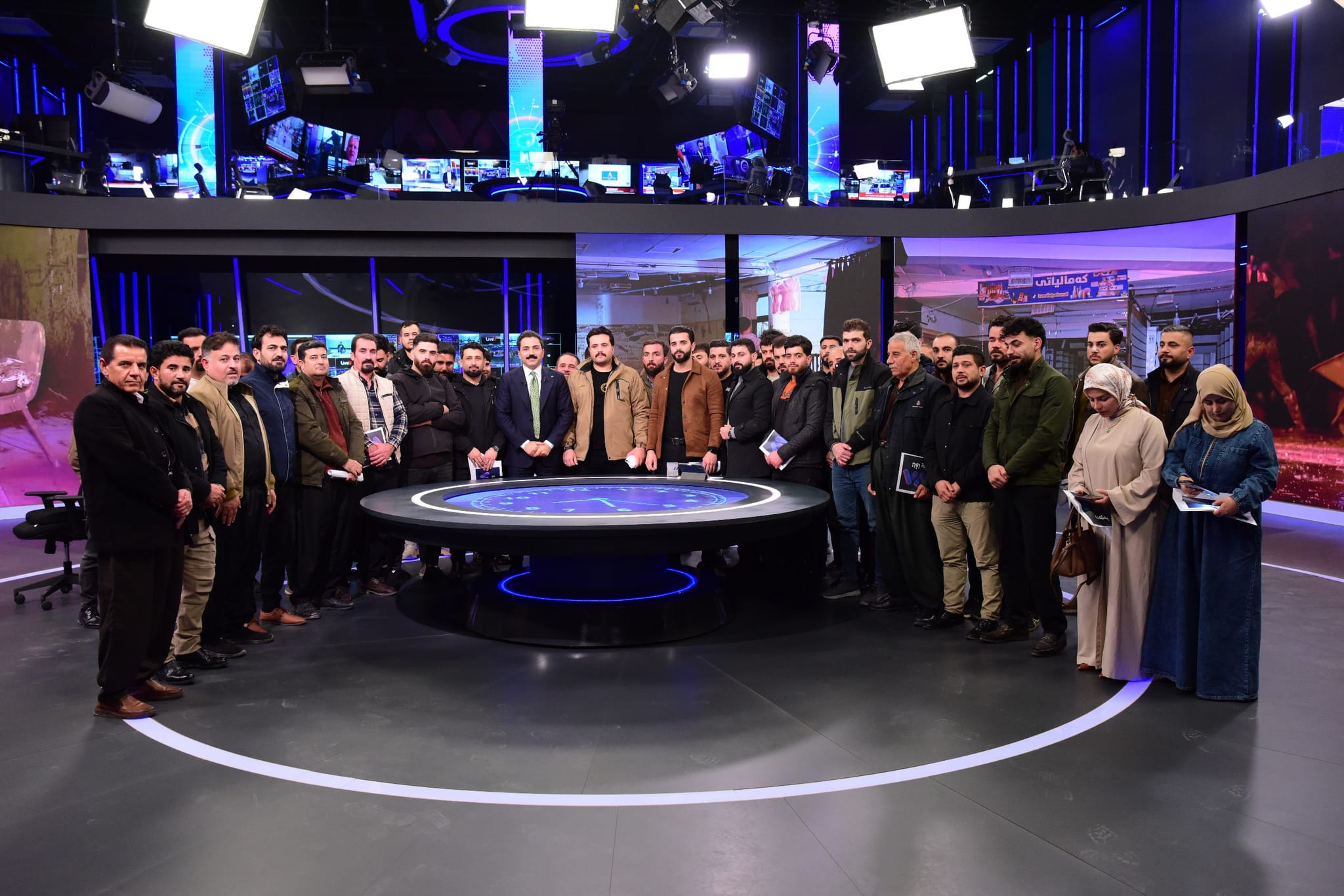 کاسبکارانی زیانلێکەوتووی چەمچەماڵ لە ستۆدیۆی ئاڤا میوانی هەوراز گوڵپی بوون