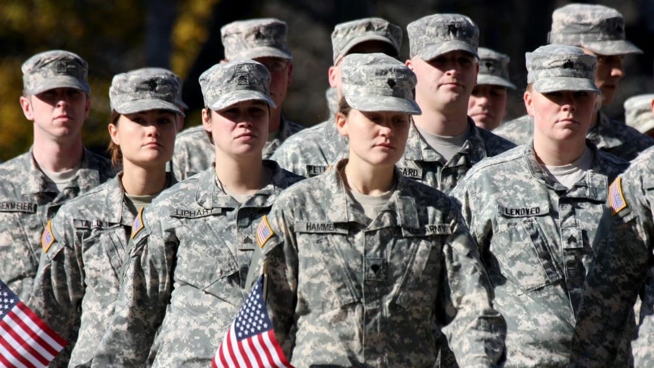 وەزیری جەنگی ئەمریکا: دۆزینەوەی گەنجی گونجاو بۆ سەربازی بووەتە کارێکی ئەستەم