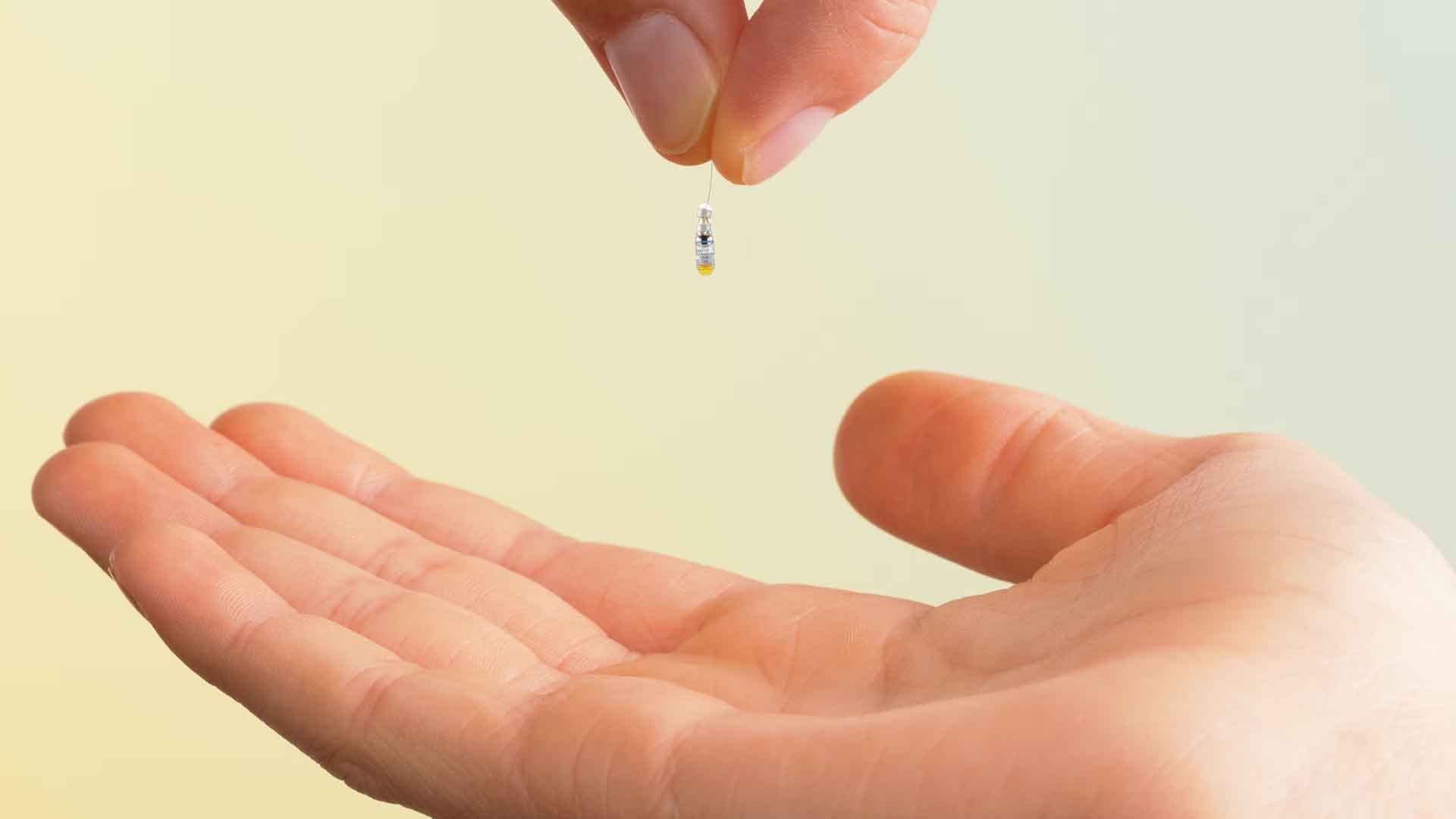 شۆڕش لە پزیشکیدا: بچووکترین ڕۆبۆتی جیهان گەشت بەناو جەستەی مرۆڤدا دەکات