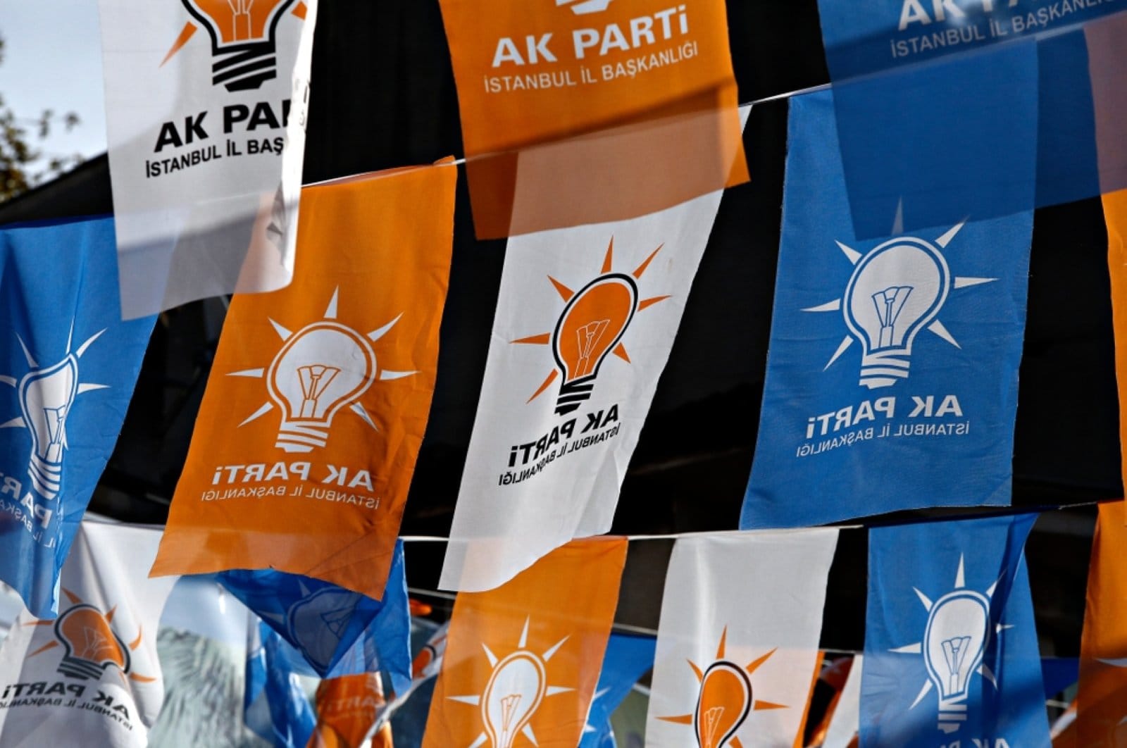 ئاک پارتی یاسایەکی کاتی بۆ پرۆسەی ئاشتی پێشنیاز دەکات