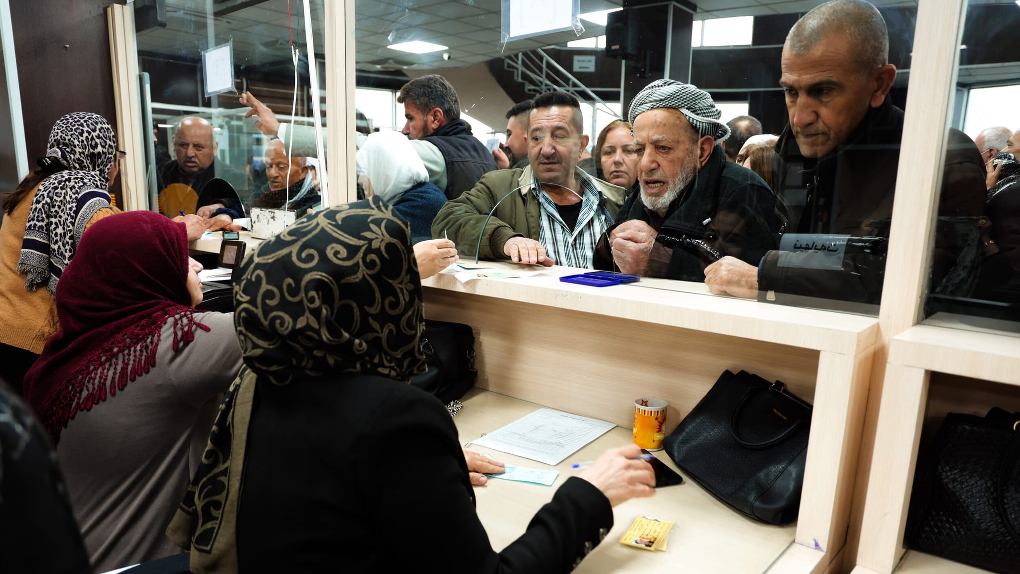 ئاگادارییەک بۆ ئەو مووچەخۆرانەی لەڕێگەی بانکەوە مووچە وەردەگرن