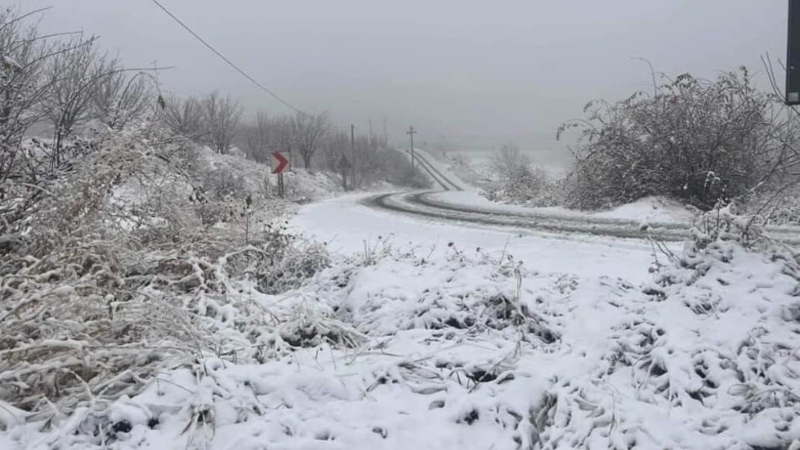 گەنجێکی سەیدسادق لەناو بەفری باکووری کوردستان ڕەق دەبێتەوە