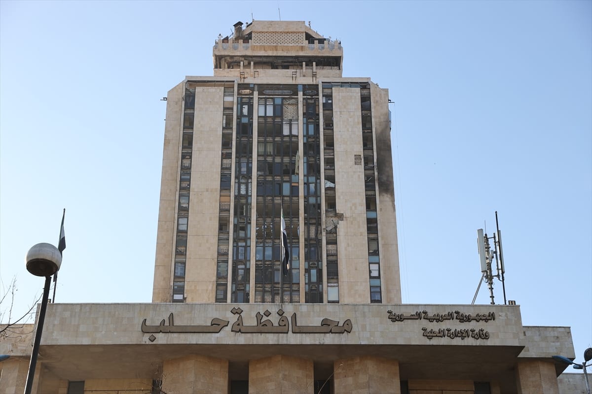 هەسەدە ڕەتی دەکاتەوە هێرشی درۆنیان کردبێتە سەر باڵەخانەی پارێزگای حەلەب