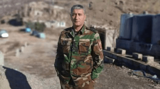 لە کاتی ڕاماڵینی بەفر لە زینی وەرتێ پێشمەرگەیەک کەوتە ژێر بلدۆزەر و گیانی لەدەستدا