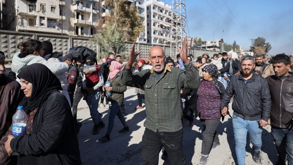 یەکێتیی ئەوروپا داوای ڕاگرتنی دەستبەجێی شەڕ لە حەلەب و دەستپێکردنەوەی گفتوگۆکان دەکات