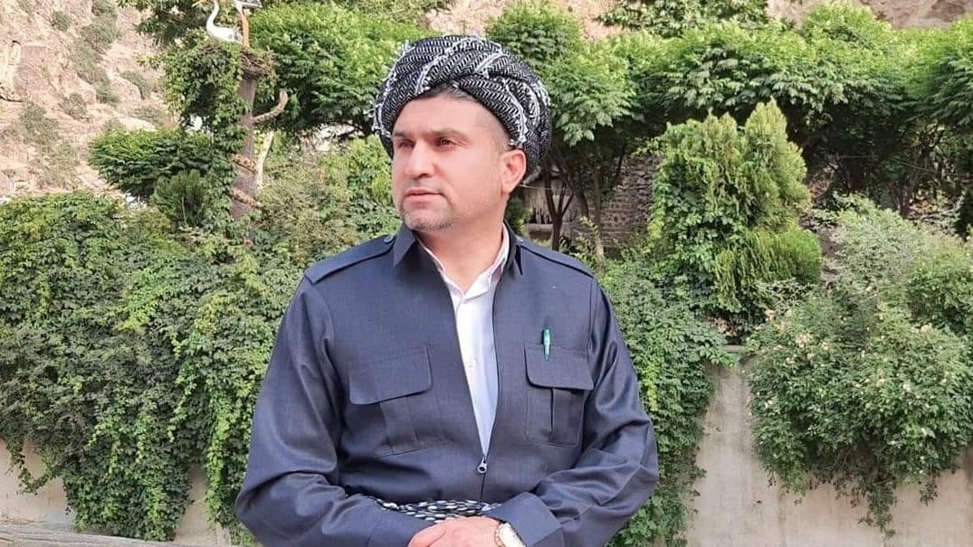 دەستەی مافی مرۆڤ مەلا مەزهەر ڕووبەڕووی یاسا دەکاتەوە؛ "ئافرەت خزمەتکار نییە"