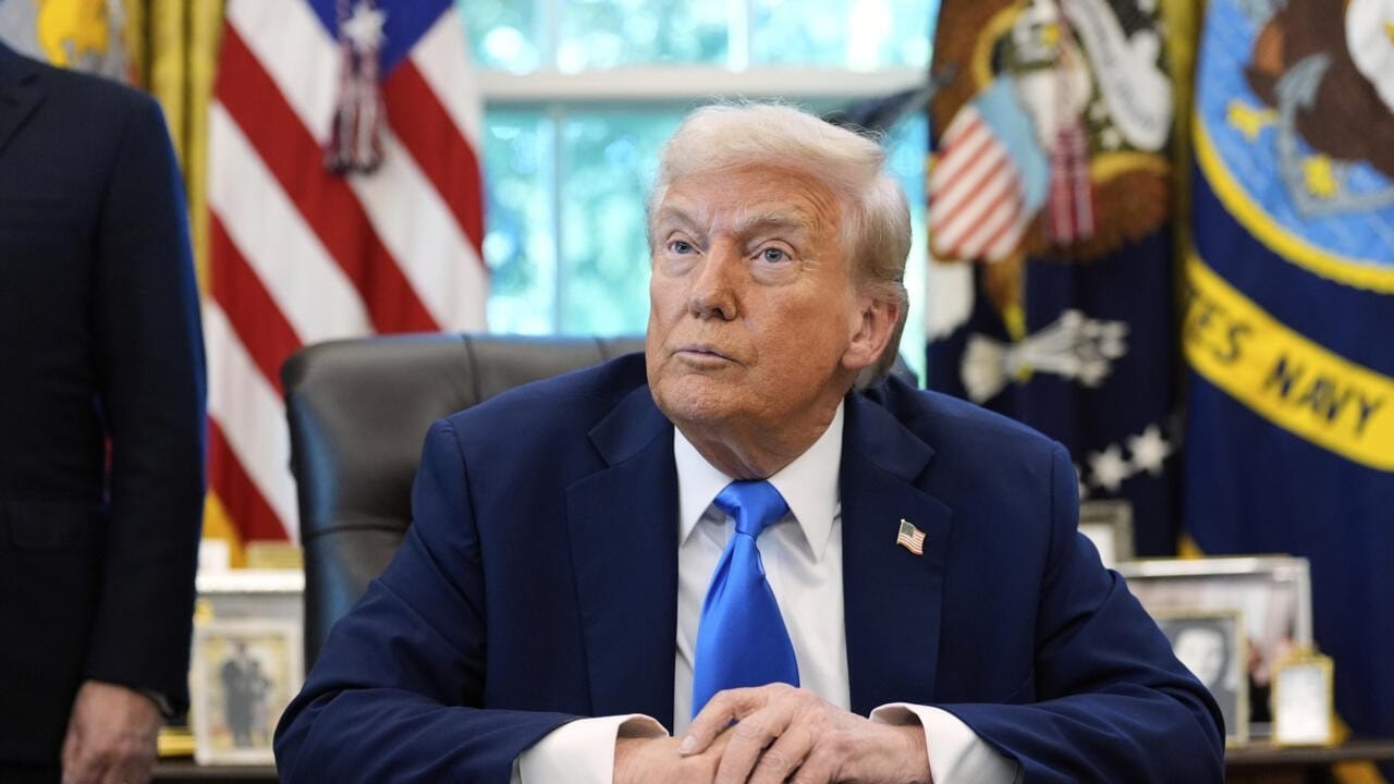 ترەمپ هەڕەشە دەکات؛ باج دەخەینە سەر ئەو وڵاتانەی مامەڵەی بازرگانی لەگەڵ ئێران دەکەن