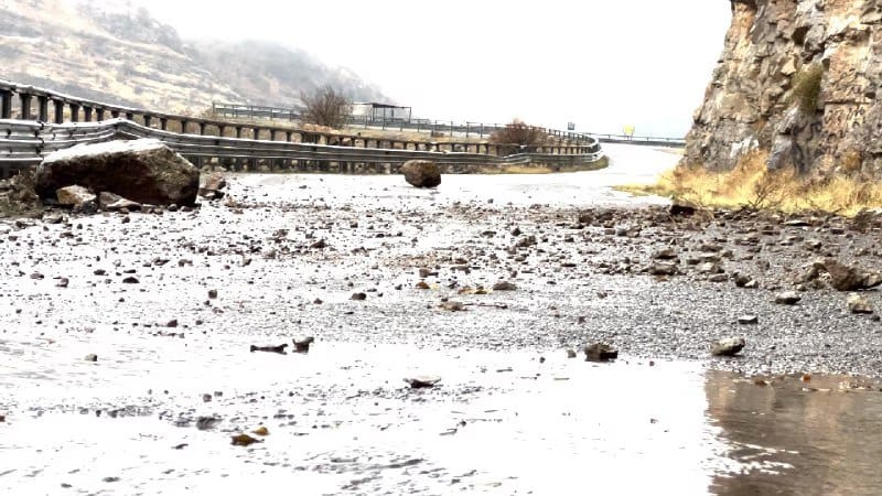 داڕمانی شاخ ئاستەنگی هاتووچۆی لە سنووری مێرگەسۆر دروست دەکات