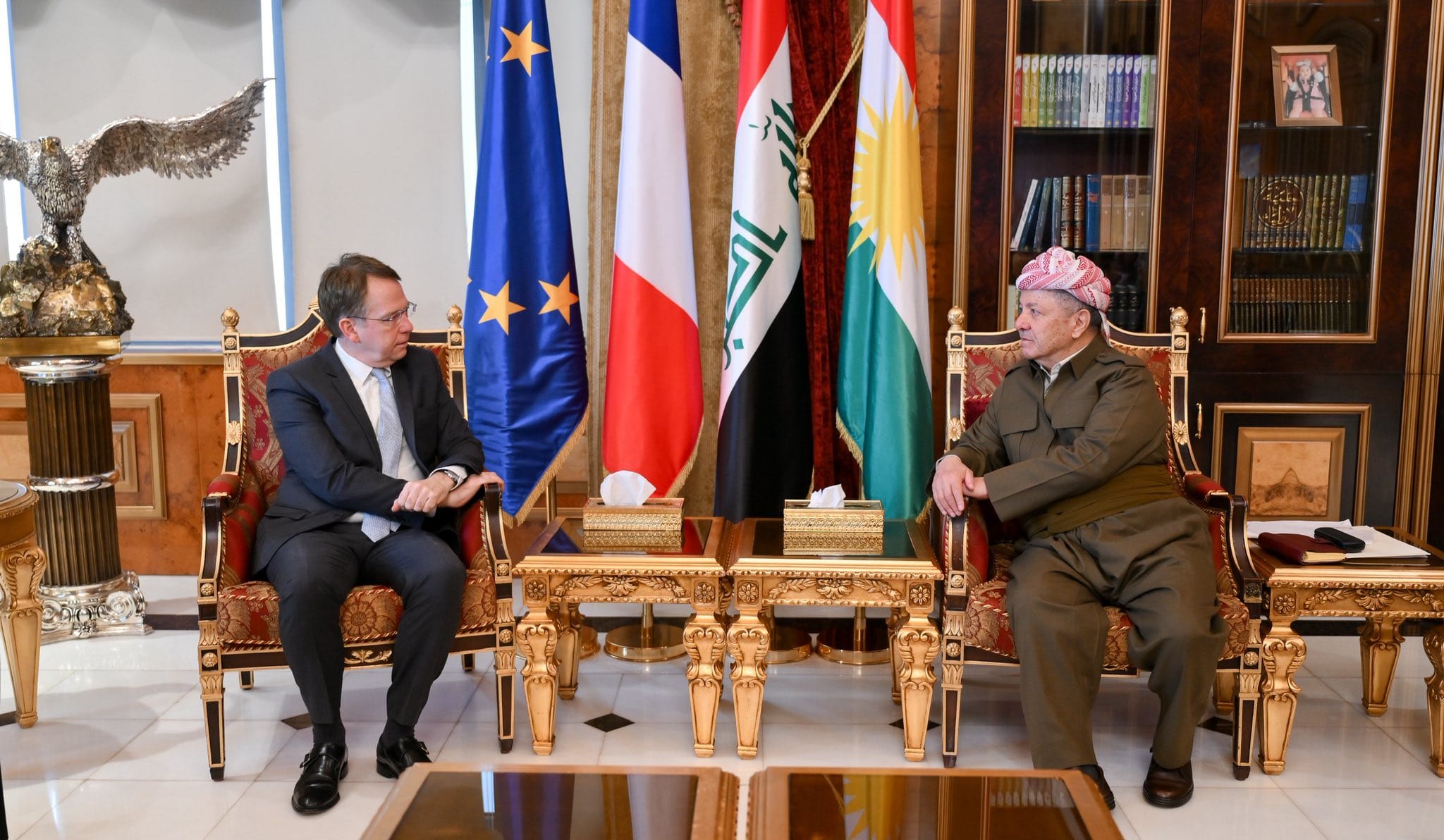 باڵیۆزی فەرەنسا ستایشی ڕۆڵی سەرۆک بارزانی لە هێورکردنەوەی دۆخی سووریا دەکات