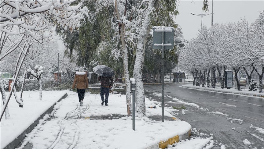 شەپۆلێکی بەفربارین ڕوو لە هەرێمی کوردستان دەکات و سەنتەری شارەکانیش دەگرێتەوە