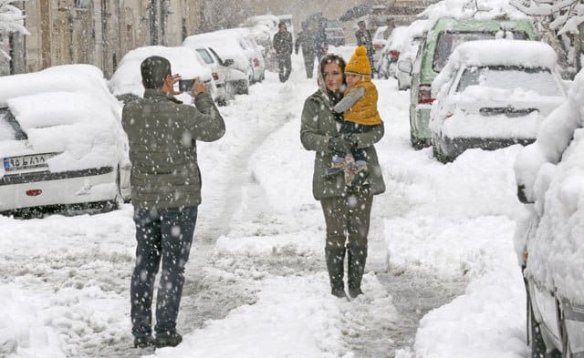 سەرمایەکی سەخت ڕۆژهەڵاتی کوردستانی گرتووەتەوە؛ بۆ کەم بەکارهێنانی غاز پشوو ڕاگەیێنراوە