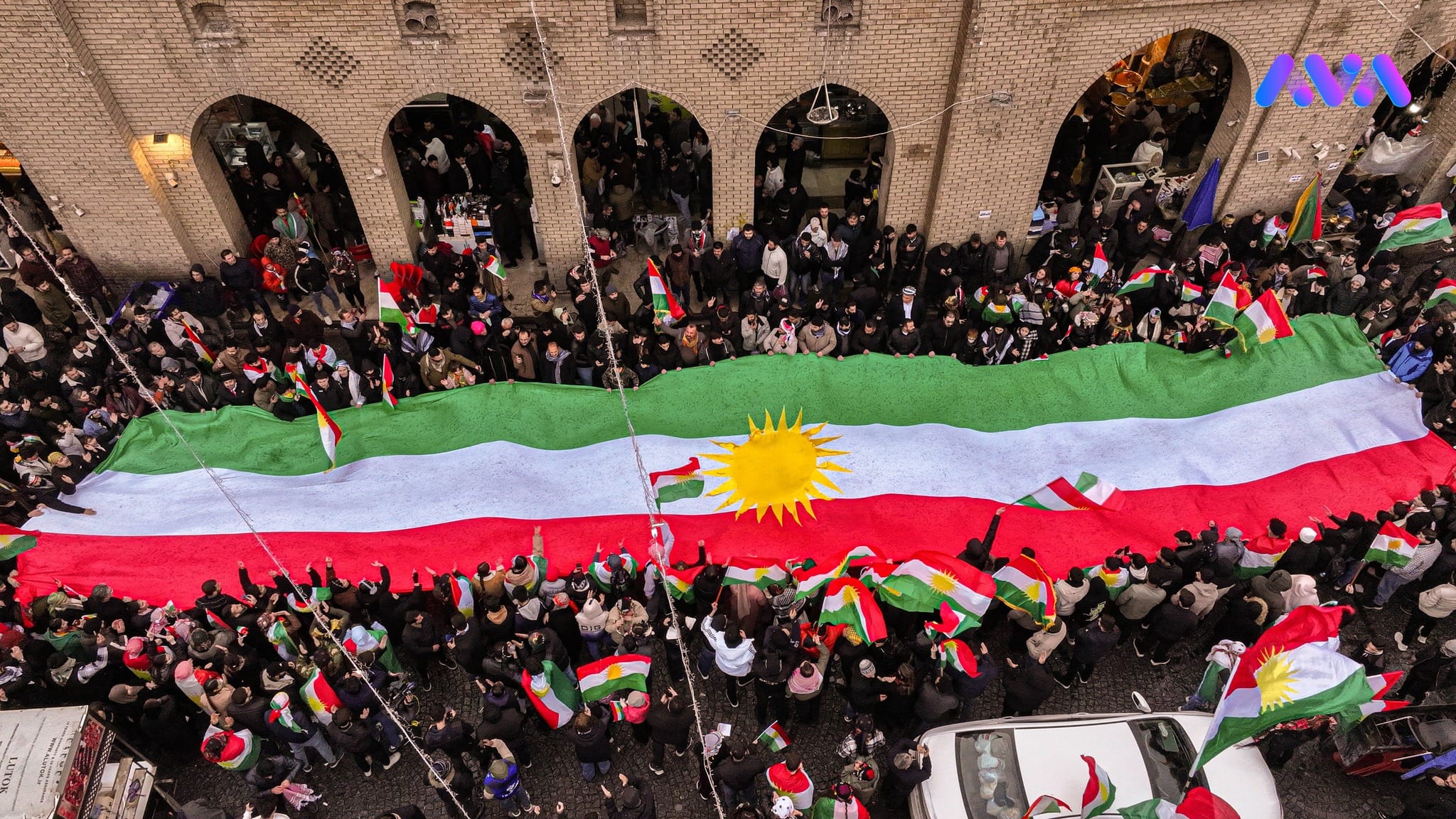 ئیدارەی خۆسەر داوا لە گەلی کورد دەکات بەردەوام بێت لە پشتیوانیکردنی ڕۆژئاوا