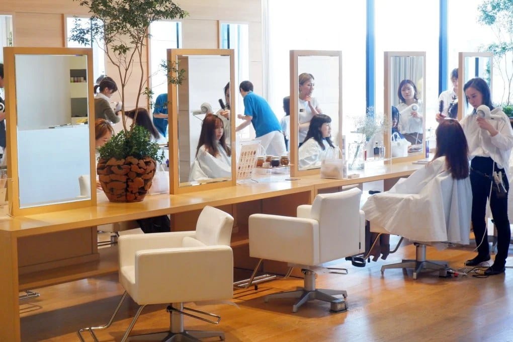 خاوەنی ئارایشتگایەكی خانمان لە ئیسپانیا بە تۆمەتی ناردنی پارە بۆ حەماس دەستگیر دەكرێت