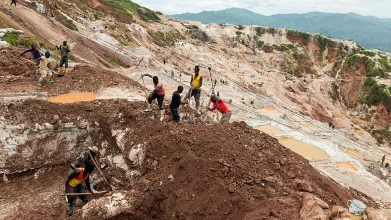 لە کۆنگۆ زیاتر لە 200 کەس بەهۆی داڕمانی کانێک گیانیان لەدەست دا
