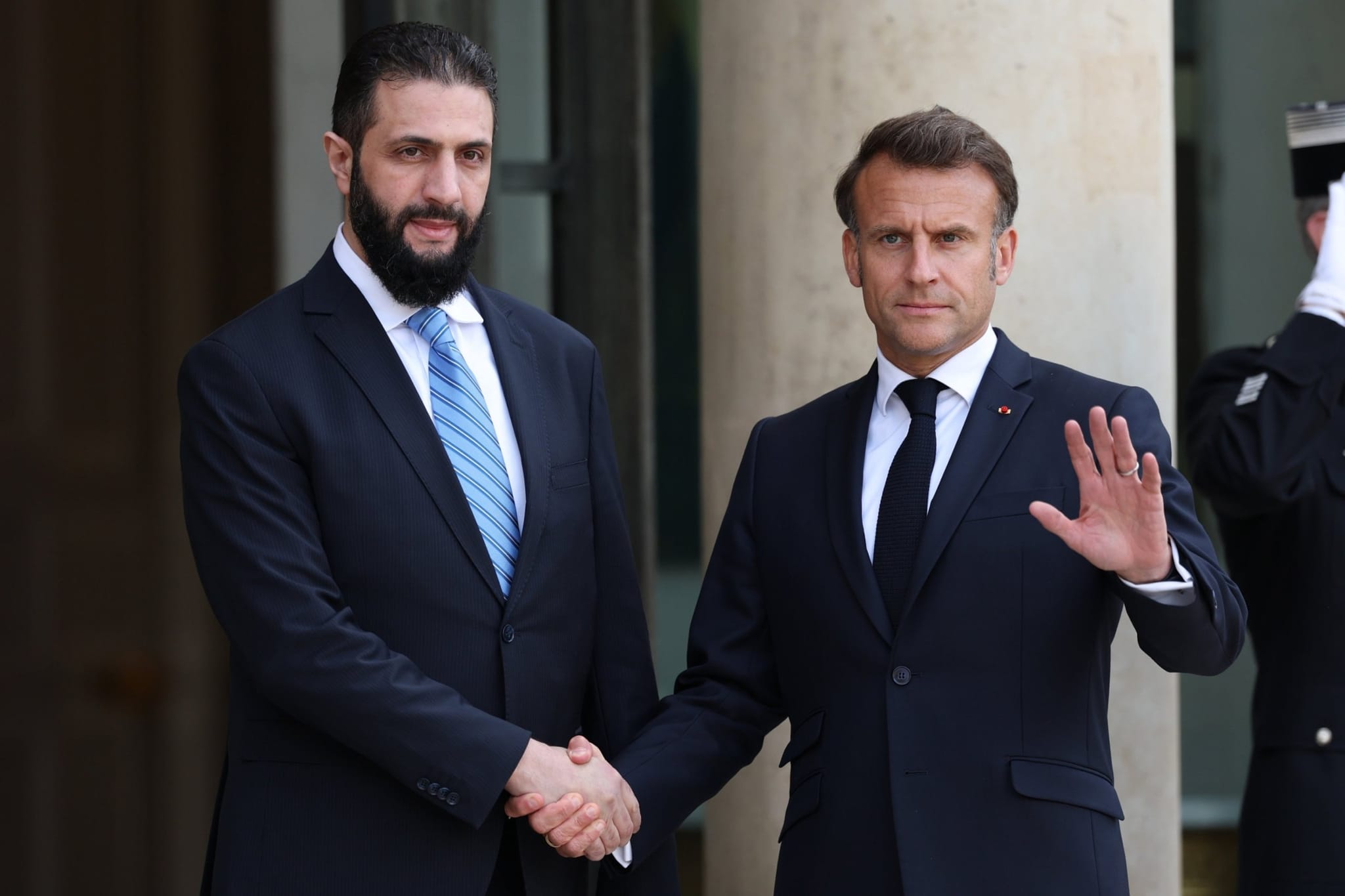 ماکرۆن بۆ شەرع: ڕێککەوتنەکەت لەگەڵ هەسەدە یەکێتیی سووریای پاراست