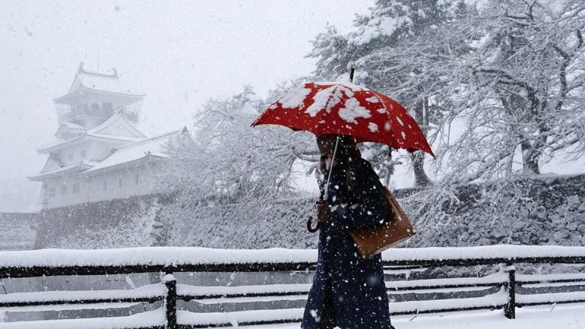 بەهۆی سەرما و بارینی بەفرێکی زۆر لە ژاپۆن 30 کەس گیانیان لەدەستدا