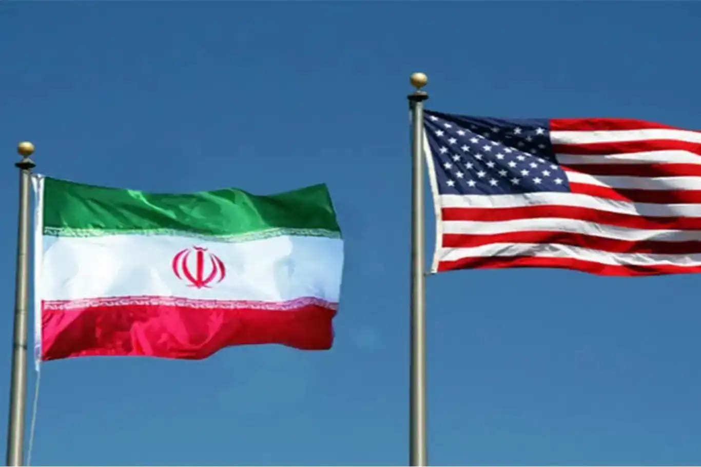 ئەمریکا داوا لە هاووڵاتییانی دەکات بەپەلە ئێران جێ بهێڵن
