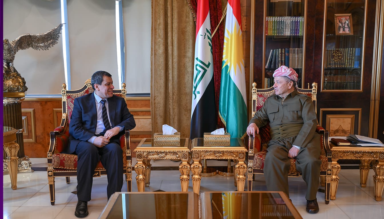 سەرۆک بارزانی لە کۆبوونەوەی لەگەڵ مەزڵووم عەبدی؛ داوای پابەندبوون بە ڕێککەوتنی نێوان هەسەدە و دیمەشق دەکات