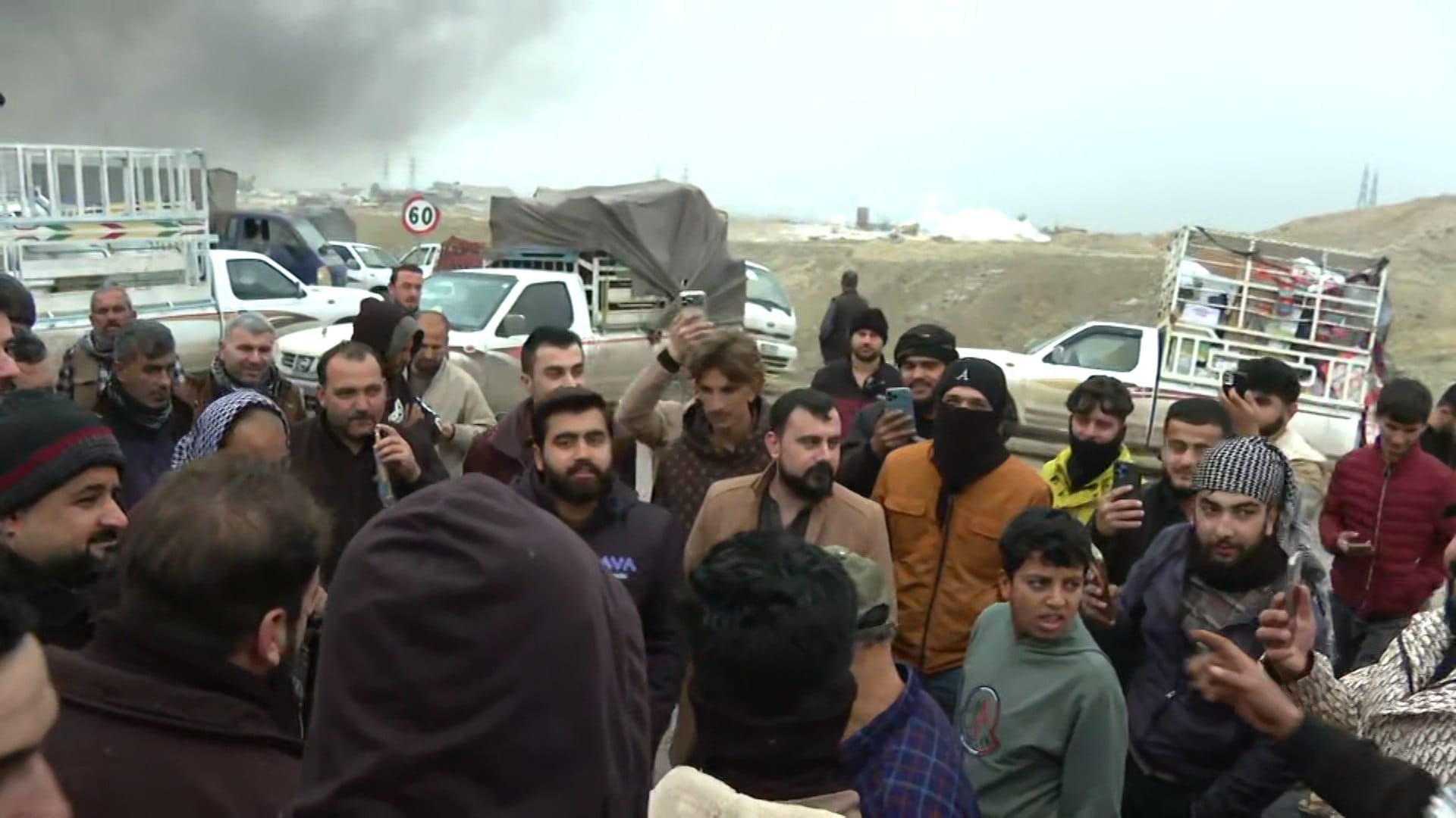 بازگەی مەخموور لەلایەن هێزە عێراقییەکانەوە کرایەوە