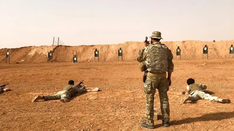 هێزەکانی هاوپەیمانی نێودەوڵەتی لە بنکەی ستراتیژیی تەنەف کشانەوە