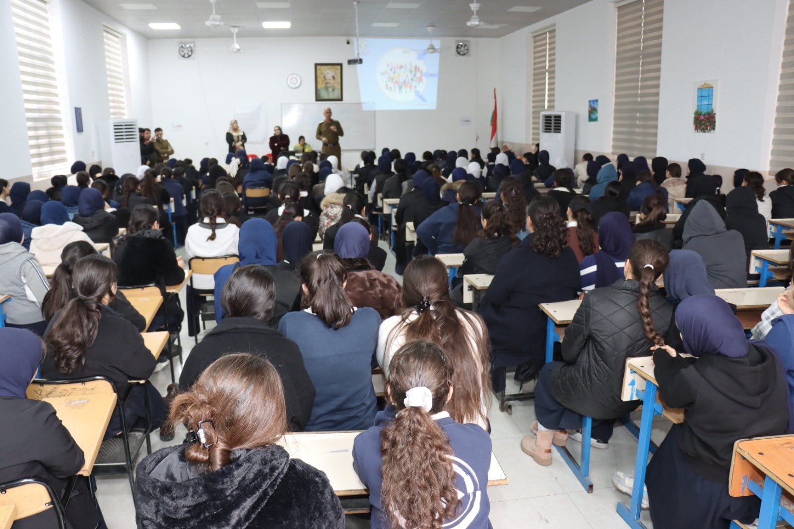 پۆلیسی هەولێر داوا لە خانمان دەكات نەكەونە داوی تەڵە ئەلیكترۆنییەكان