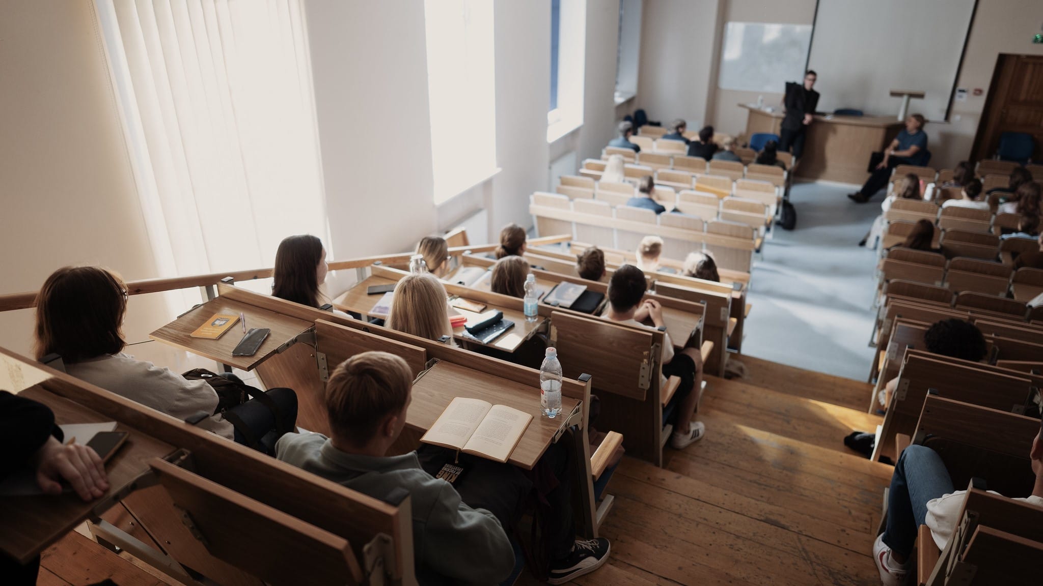 دەرفەتی خوێندنی باڵا بۆ قوتابییانی هەرێمی کوردستان لە زانکۆکانی ئیسپانیا فراوانتر دەکرێت