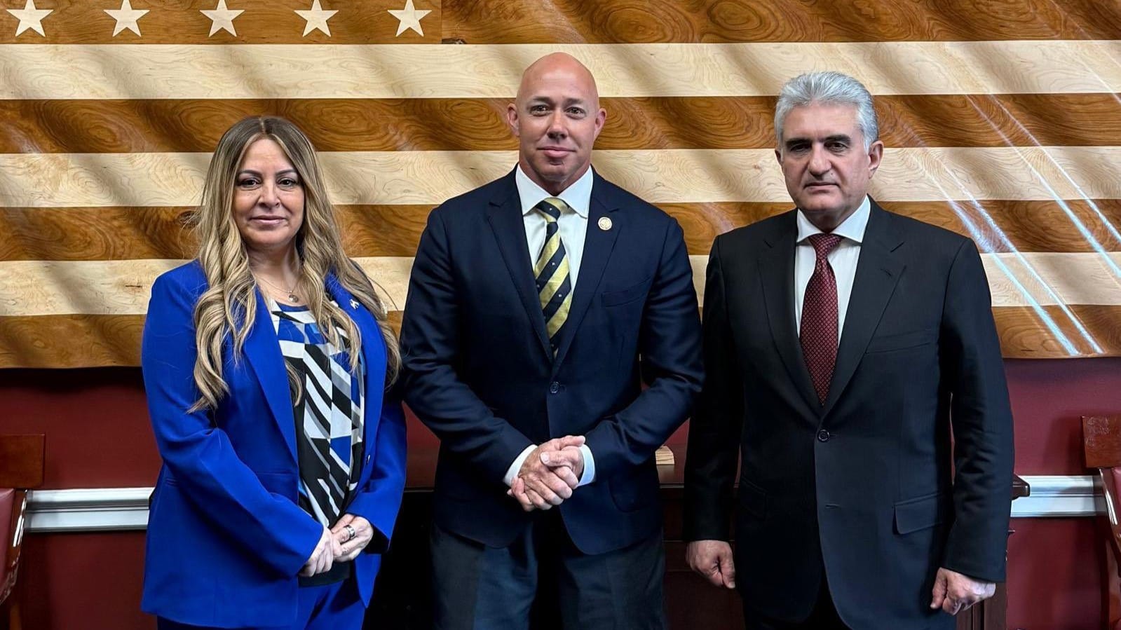 وەزیری ناوخۆی كوردستان لەگەڵ دوو كۆنگرێسمان و سیناتۆرێكی ئەمریكا كۆدەبێتەوە