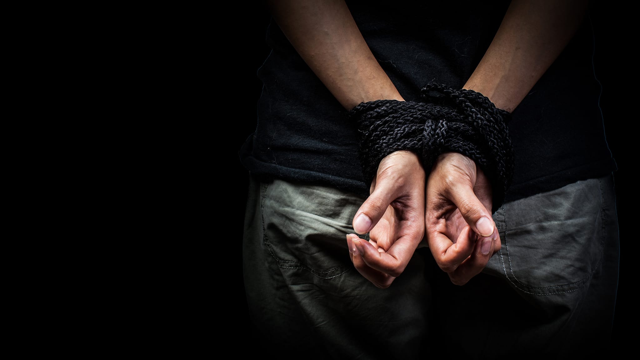 لە عێراق هەزاران کەس بە تۆمەتی بازرگانیکردن بە مرۆڤ دەستگیر کراون