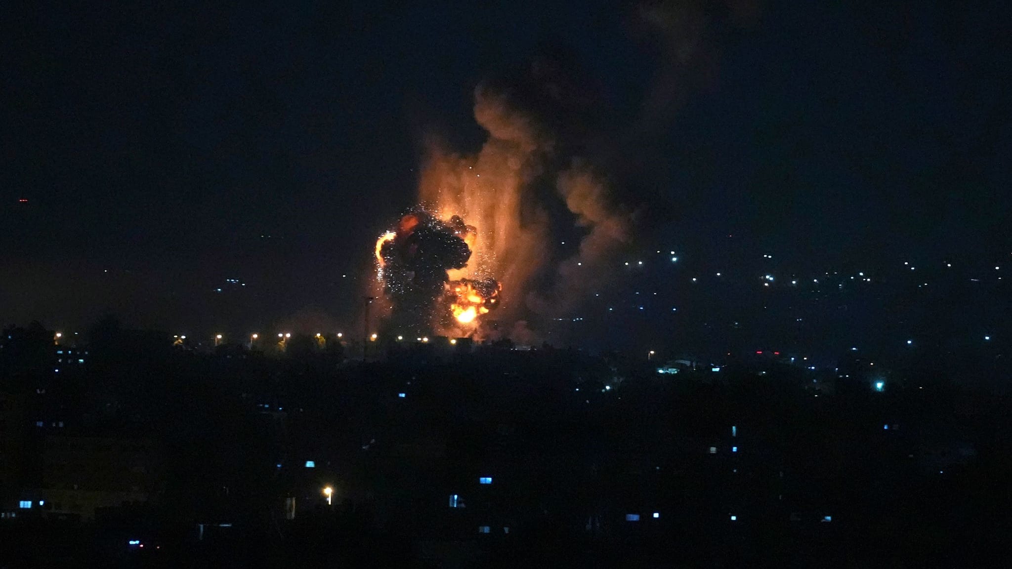 ئیسرائیل لوبنان بۆردوومان دەکات و حیزبوڵڵا وەڵام دەداتەوە