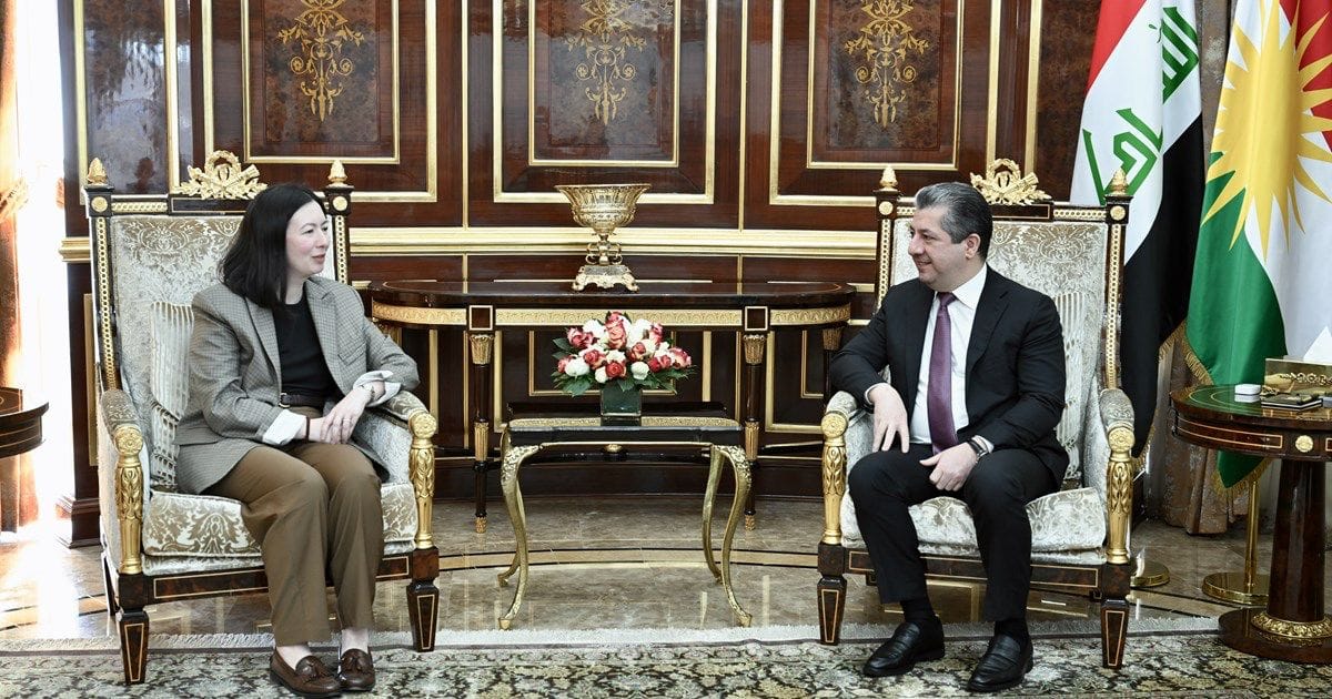 وێنەی کۆبوونەوەی سەرۆکوەزیران مەسرور بارزانی و ڤیکتۆریا تەیلەر، جێگری یاریدەدەری وەزیری دەرەوەی ئەمریكا